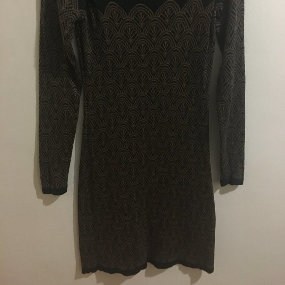 Black & Gold Long Sleeved Dress - Item#9 - Picture 3 of 5